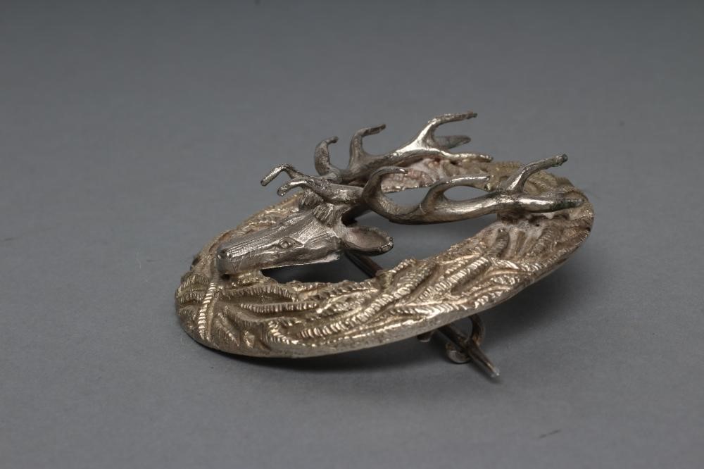 A 3RD VOLUNTEER BATTALION SEAFORTH HIGHLANDERS PLAID BROOCH Image