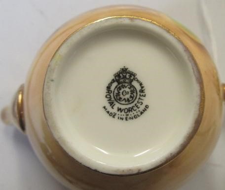 A ROYAL WORCESTER CHINA MINIATURE SOLITAIRE Image