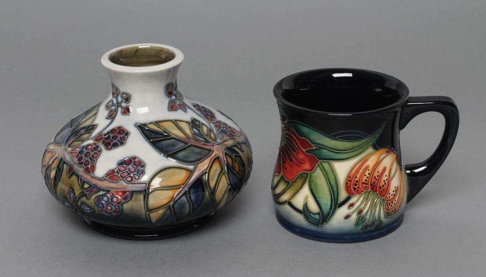 A MOORCROFT POTTERY BLACKBERRY PATTERN VASE Image