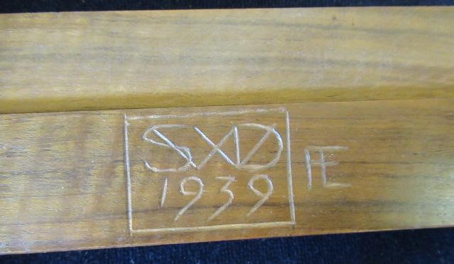 A STANLEY WEBB DAVIES (1894-1978) WALNUT CHAIR Image