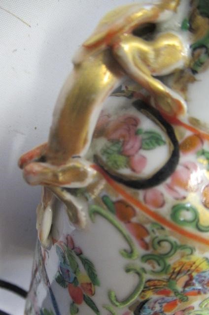 A CANTONESE PORCELAIN VASE AND COVER of small proportions Image