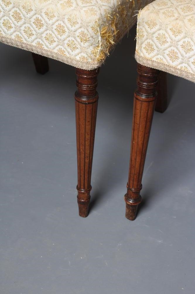 A SET OF SIX GEORGIAN MAHOGANY AND EBONY INLAID DINING CHAIRS Image