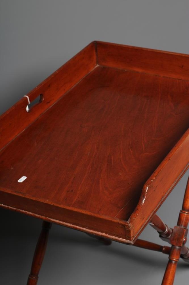 A VICTORIAN MAHOGANY BUTLERS TRAY Image