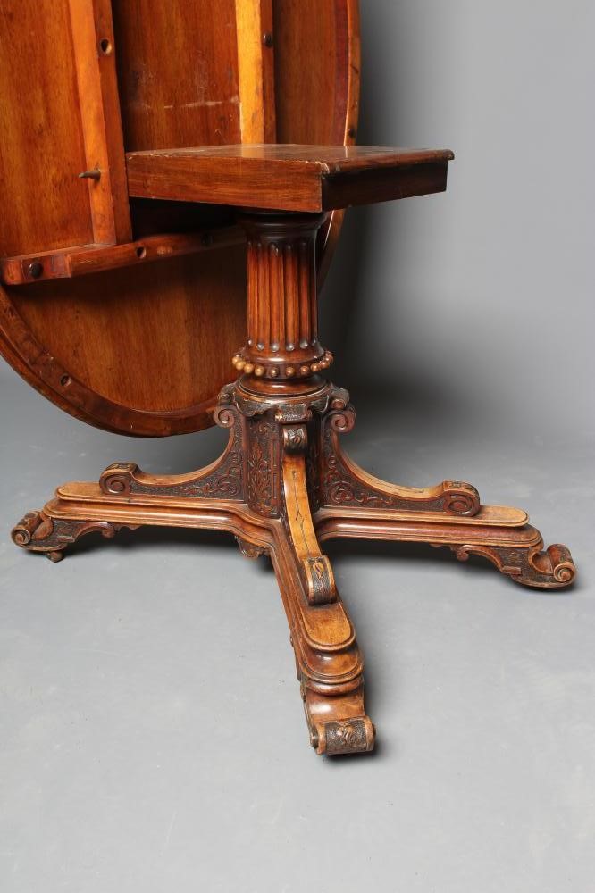 A VICTORIAN BURR WALNUT CENTRE TABLE Image