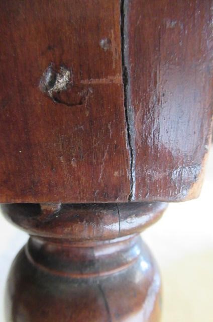 A MAHOGANY HALL BENCH Image