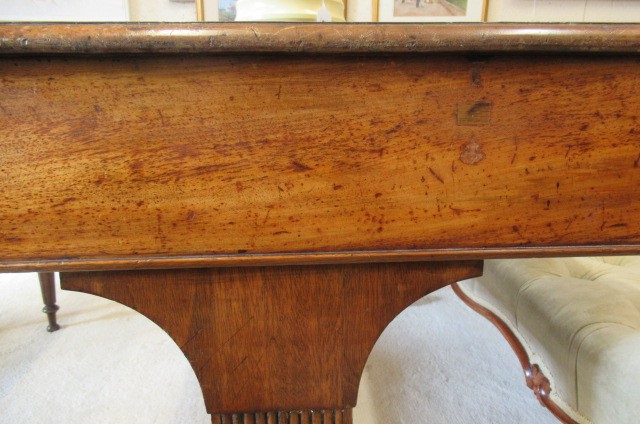 A REGENCY MAHOGANY LIBRARY TABLE Image