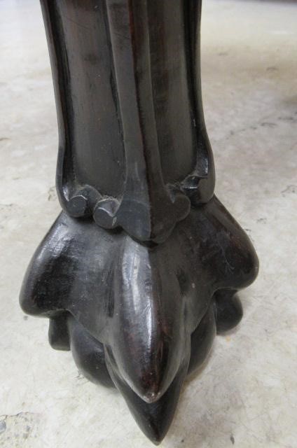 A CHINESE PADOUK WOOD JARDINIERE STAND Image