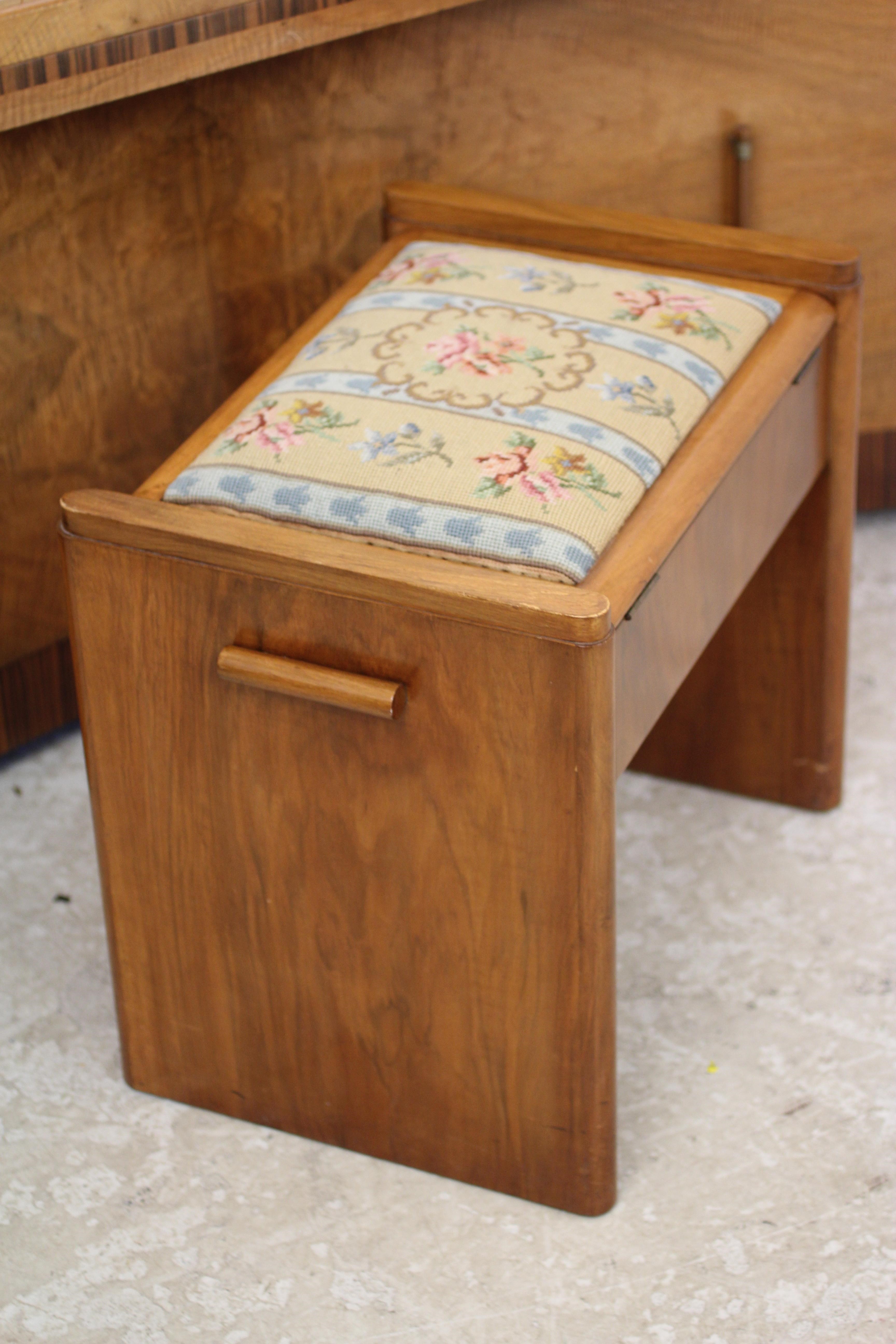 AN ART DECO UPRIGHT PIANO by Steck Image