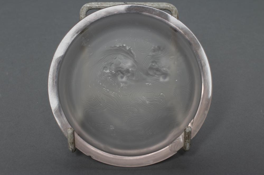 A LALIQUE GLASS CLEAR PIN TRAY Image