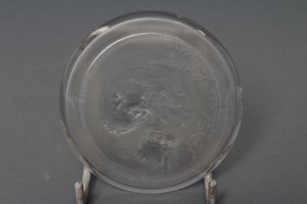 A LALIQUE GLASS CLEAR PIN TRAY Image