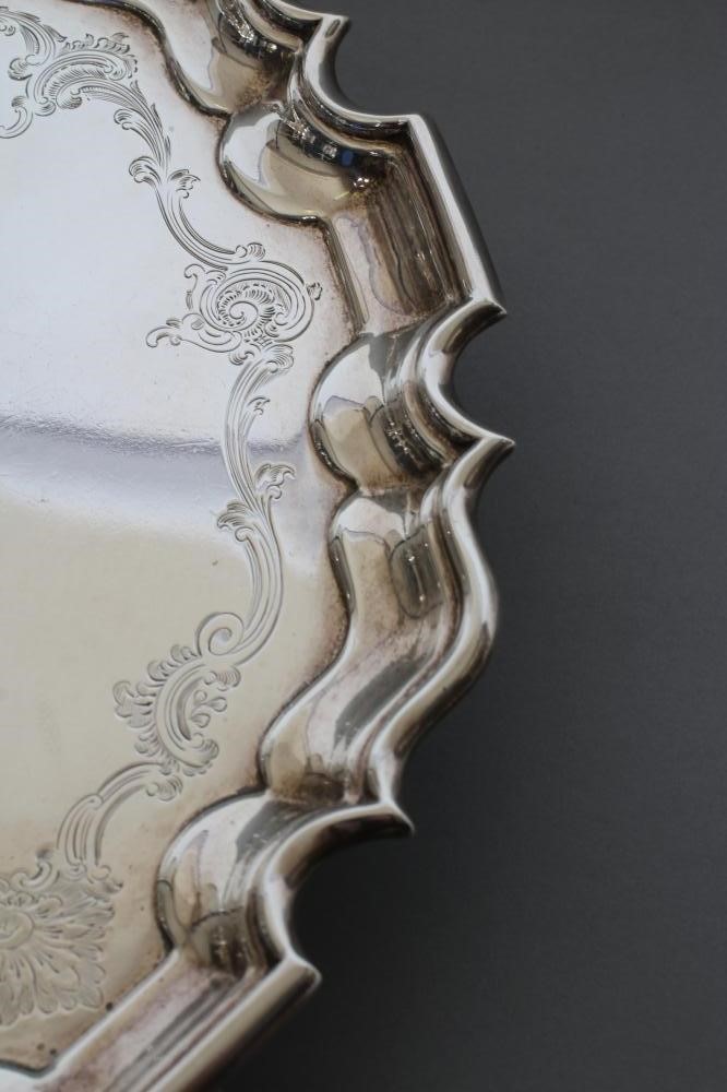 AN EDWARDIAN SILVER SALVER Image