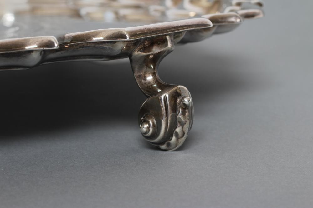 AN EDWARDIAN SILVER SALVER Image