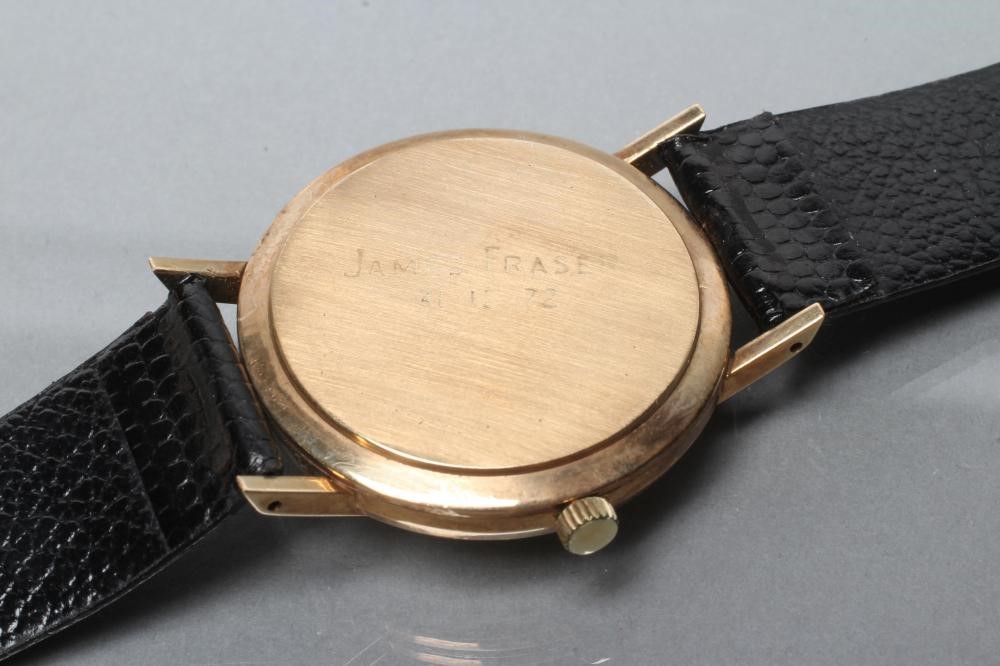 A GENTLEMAN'S 9CT GOLD ROTARY WRISTWATCH Image