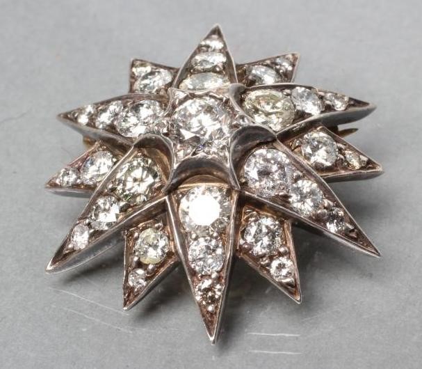 A VICTORIAN DIAMOND STAR BROOCH Image
