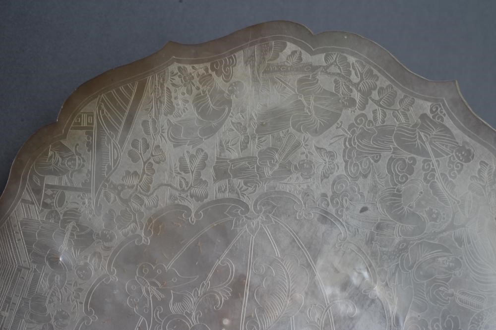 A CHINESE MOTHER OF PEARL DISH with fret carved lobed rim Image