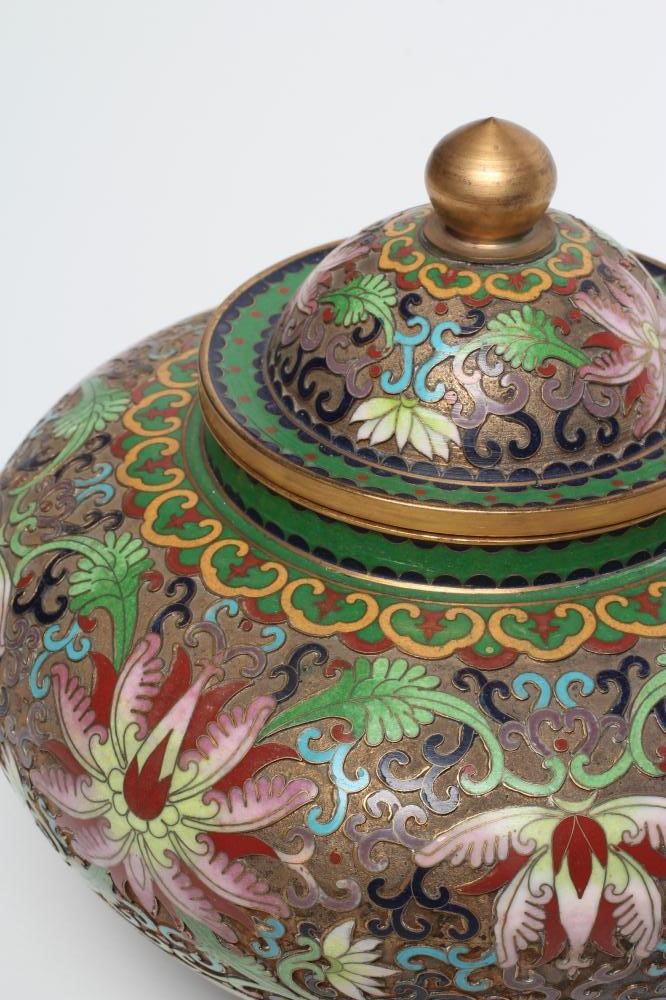 A CHINESE CLOISONNE ENAMEL JAR AND COVER of squat baluster form Image