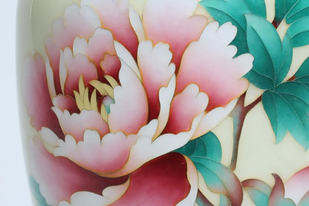 AN ANDO CLOISONNE ENAMEL VASE Image