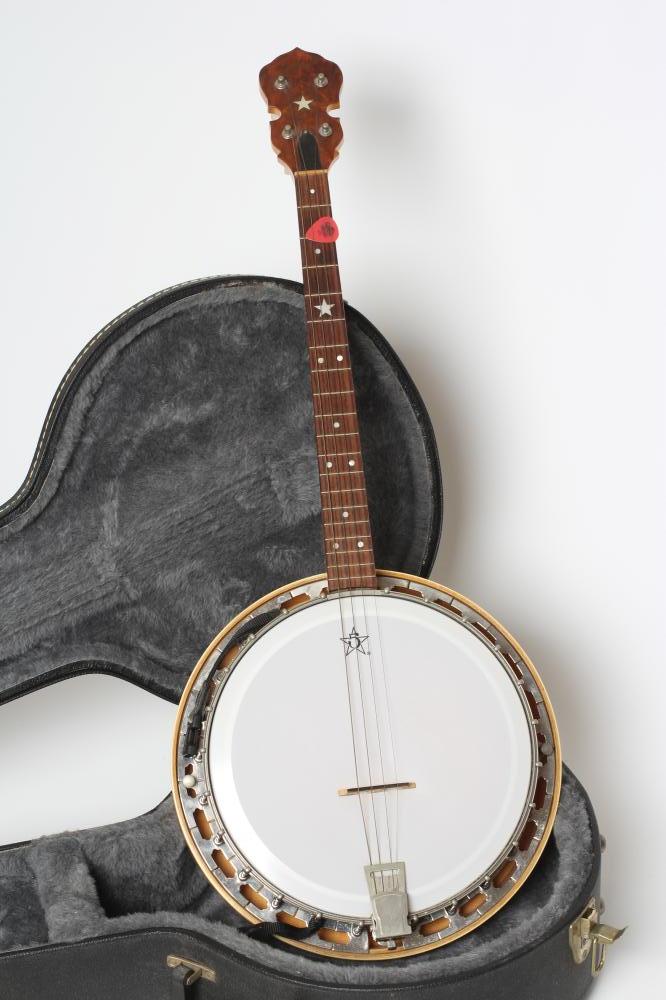 A SULLY'S NINETEEN FRET TENOR BANJO Image