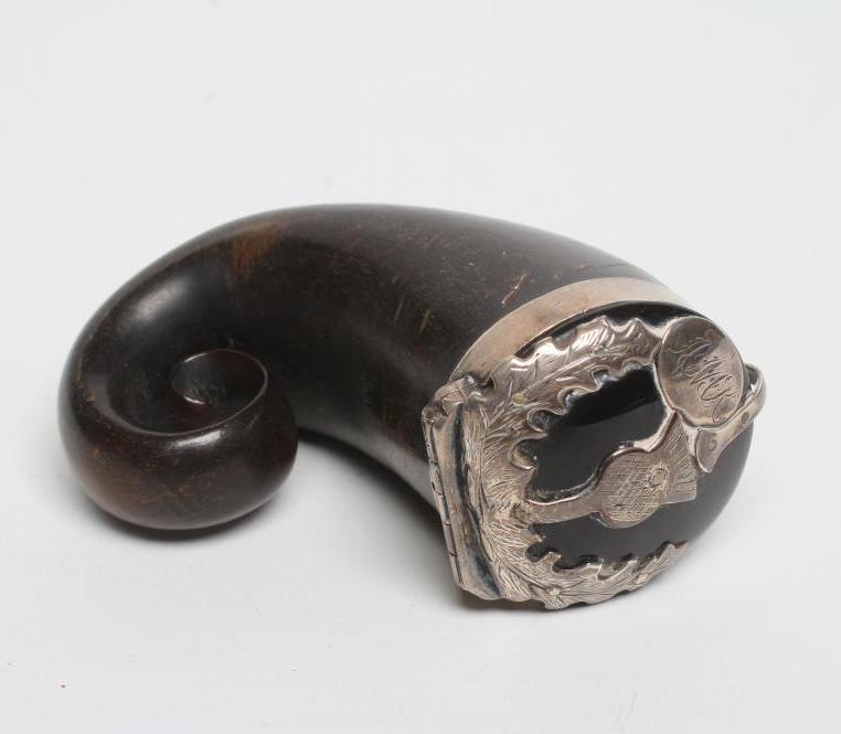 A SCOTTISH HORN SNUFF MULL Image