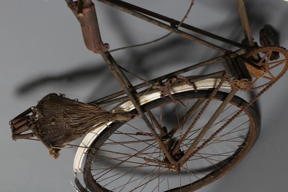 A LISTER "DURSLEY PEDERSEN" BICYCLE Image
