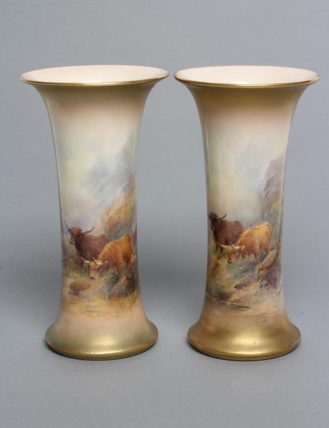 A PAIR OF ROYAL WORCESTER CHINA VASES Image