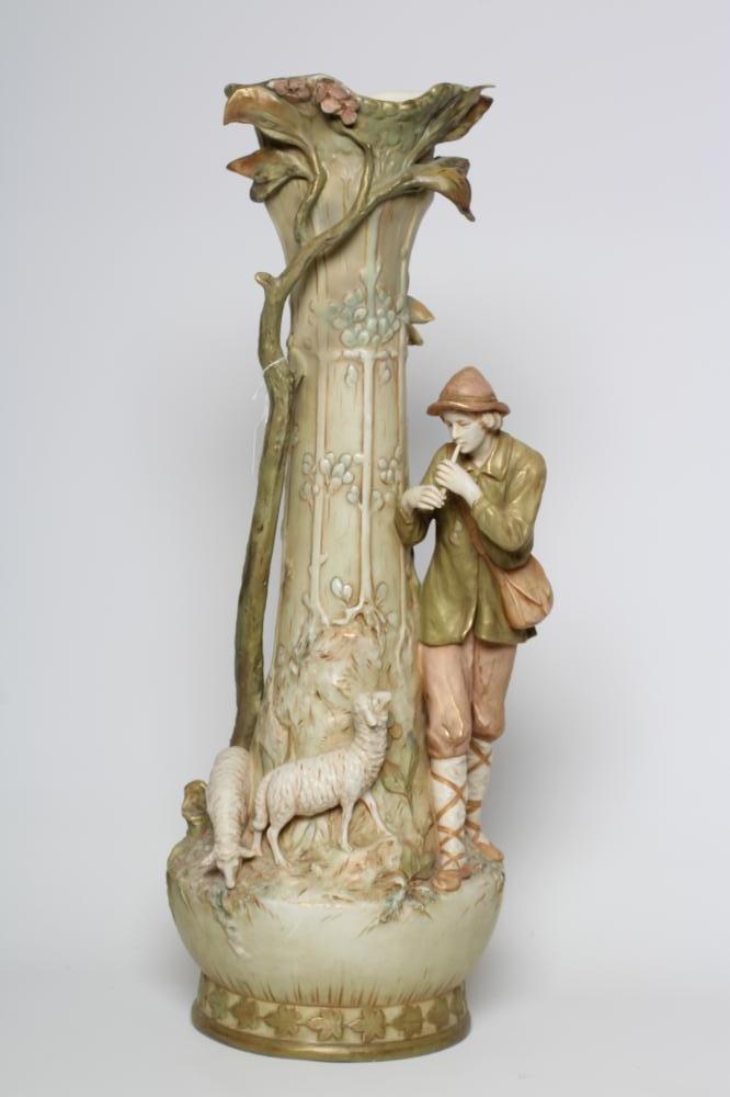 A LARGE ROYAL DUX FIGURAL VASE Image