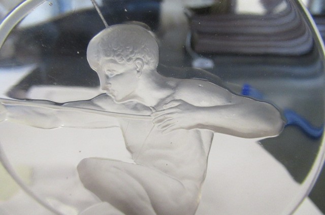 A LALIQUE GLASS CAR MASCOT Image