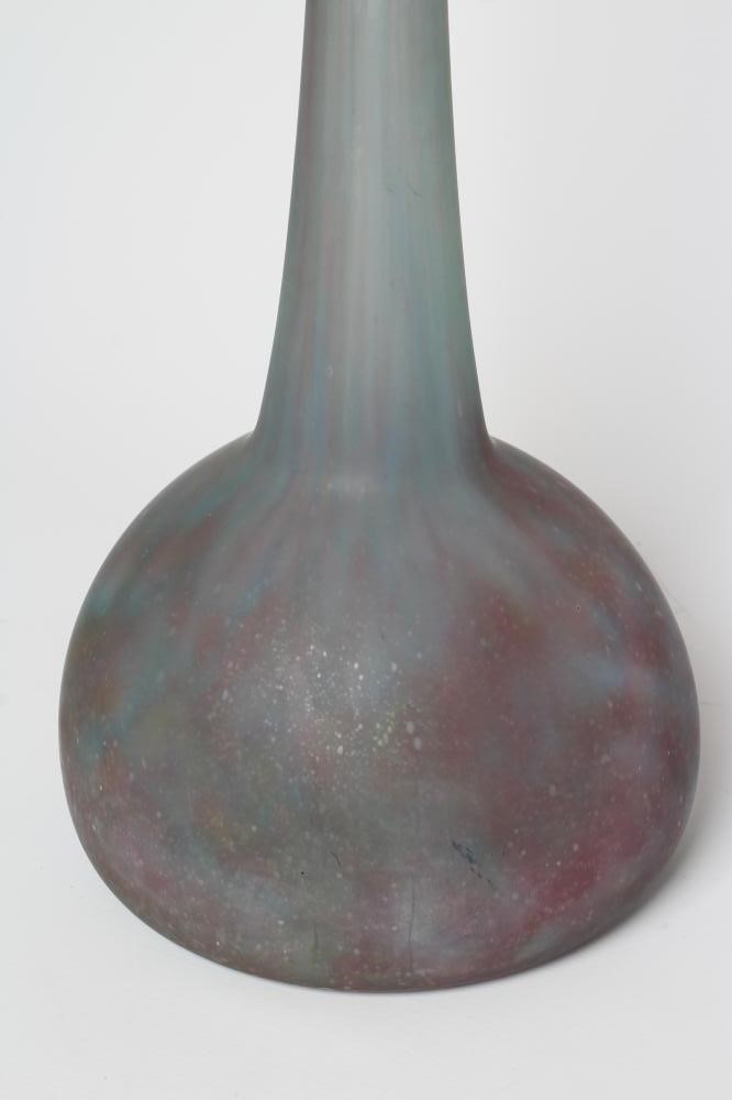 A LARGE DAUM GLASS LILY VASE Image