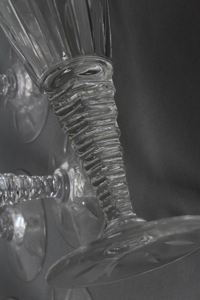 A SET OF SIX GLASS GOBLETS Image