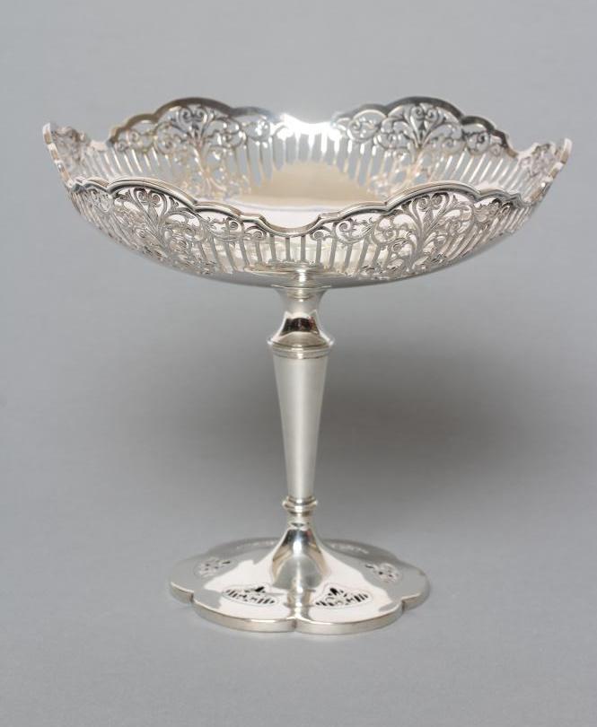 A HIGH PEDESTAL SILVER TAZZA Image