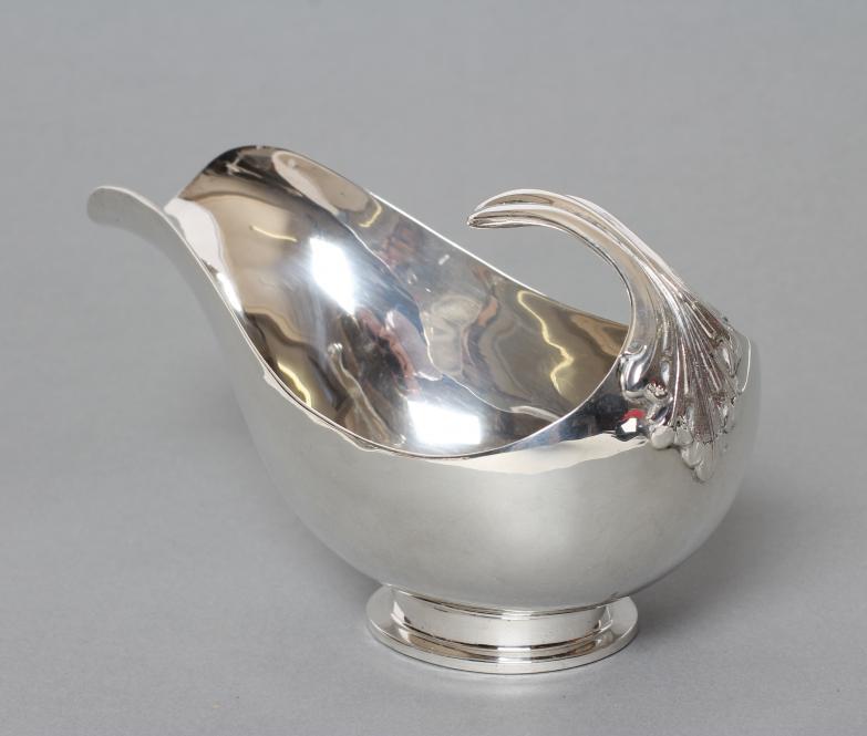 AN ART DECO SILVER SAUCEBOAT Image
