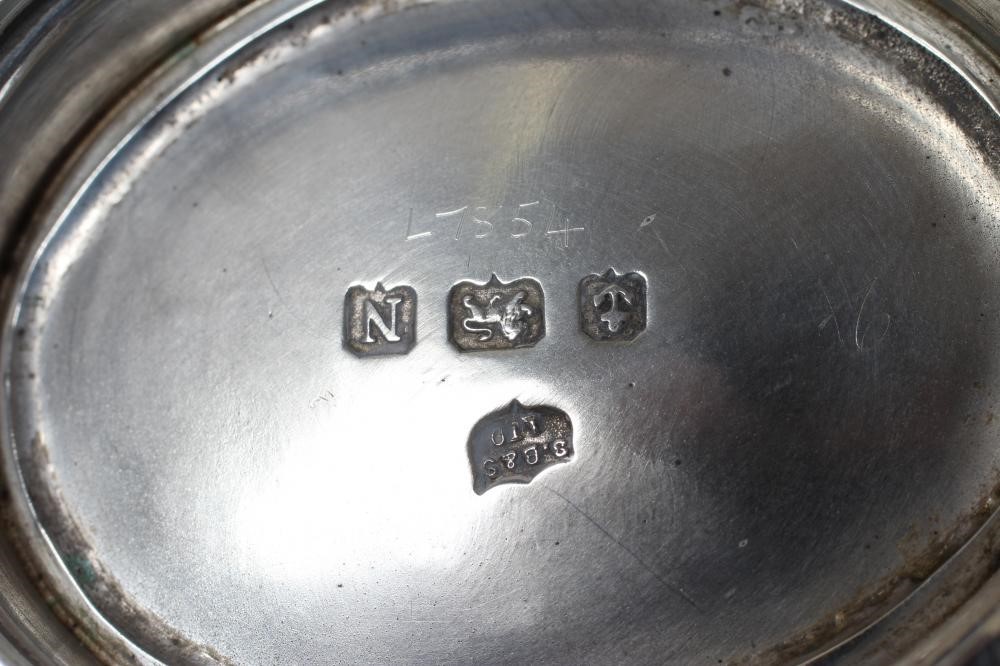 AN ART DECO SILVER SAUCEBOAT Image