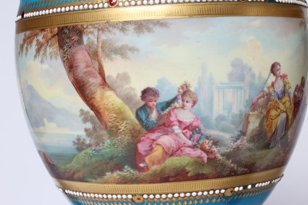 A PAIR OF FRENCH PORCELAIN GARNITURE VASES AND COVERS Image