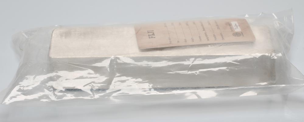 AN ARGOR-HERAEUS MINT 5000G FIJI 999 FINE SILVER COIN BAR Image