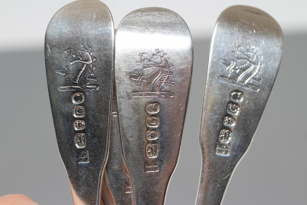 A SET OF SIX LATE GEORGE III TABLE FORKS Image