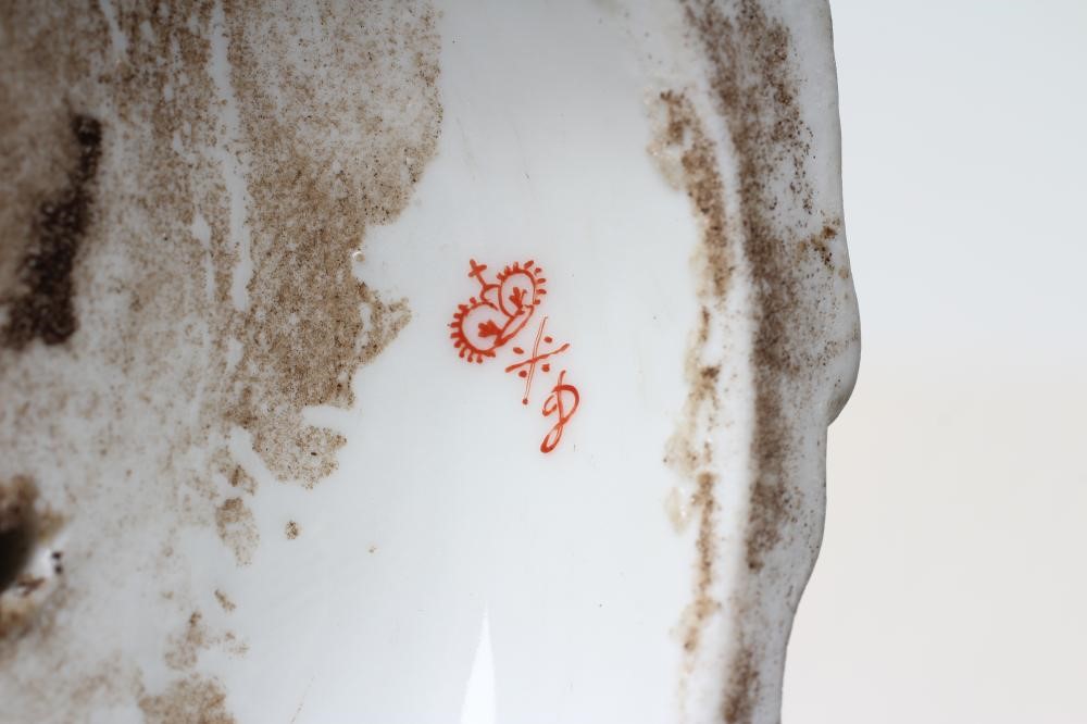 A SET OF FOUR SAMSON OF PARIS PORCELAIN ALLEGORICAL FEMALE FIGURES Image