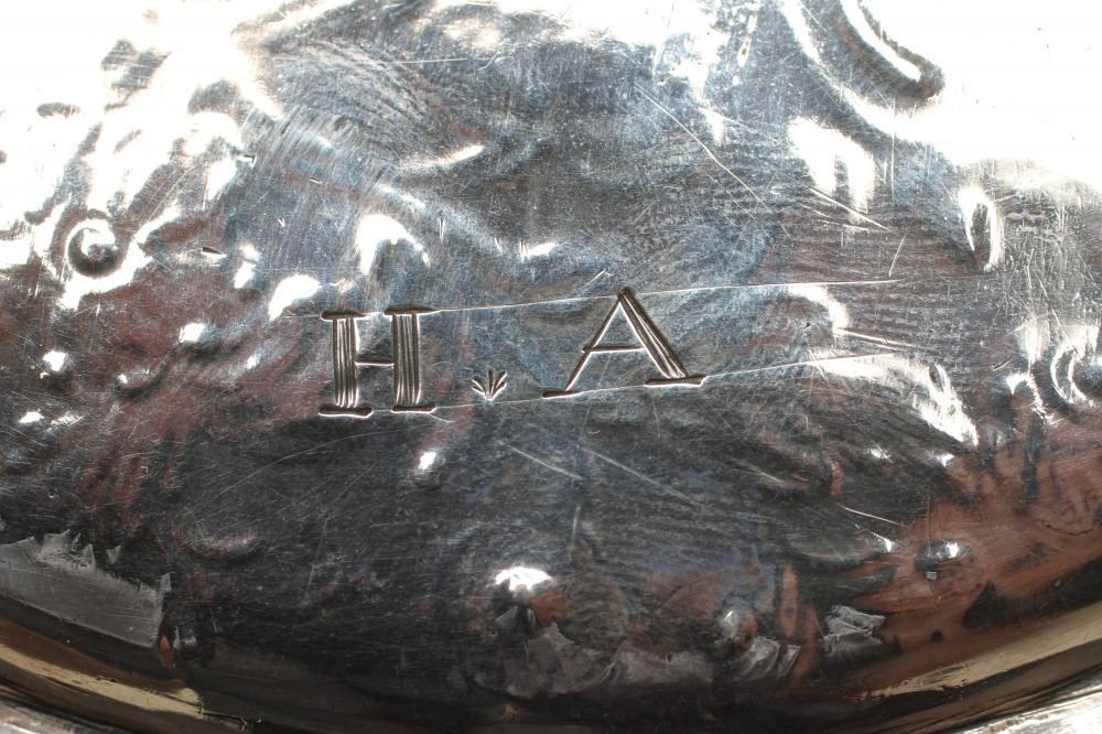 AN EARLY GEORGE II WAITER Image