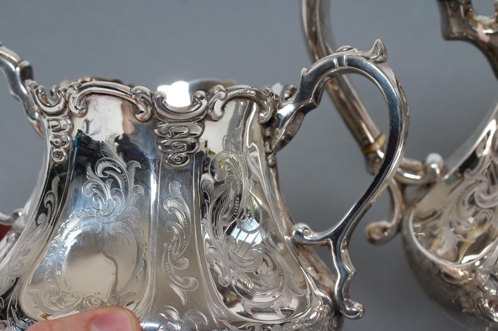 AN EARLY VICTORIAN SCOTTISH THREE PIECE TEA SERVICE Image