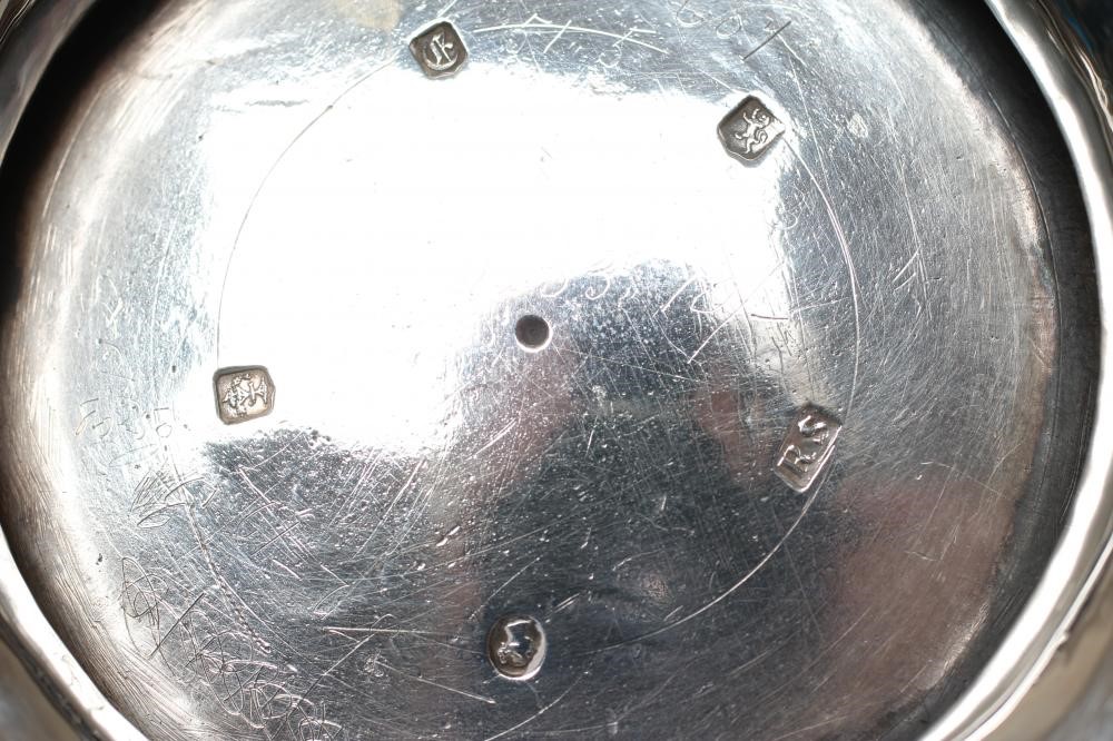 AN EARLY VICTORIAN SCOTTISH THREE PIECE TEA SERVICE Image