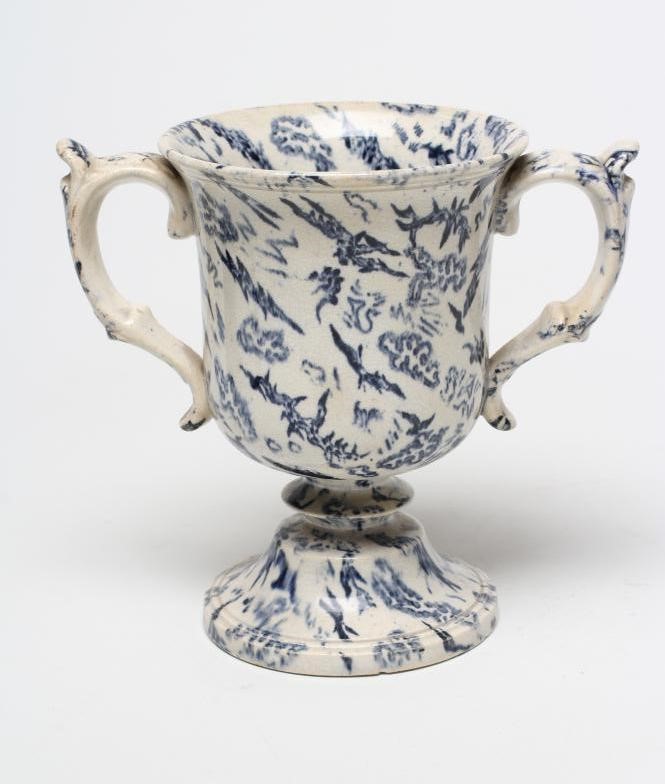 A PEARLWARE LOVING CUP Image