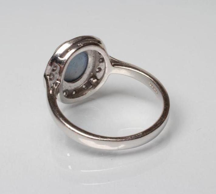 A SAPPHIRE AND DIAMOND DRESS RING Image