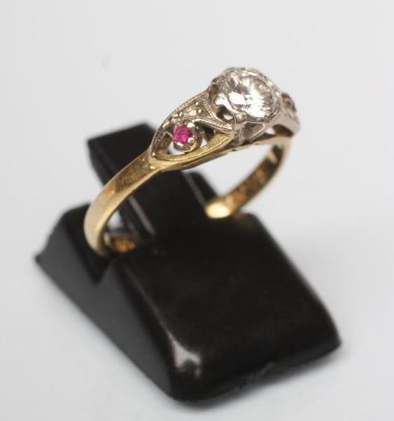 A DIAMOND RING Image