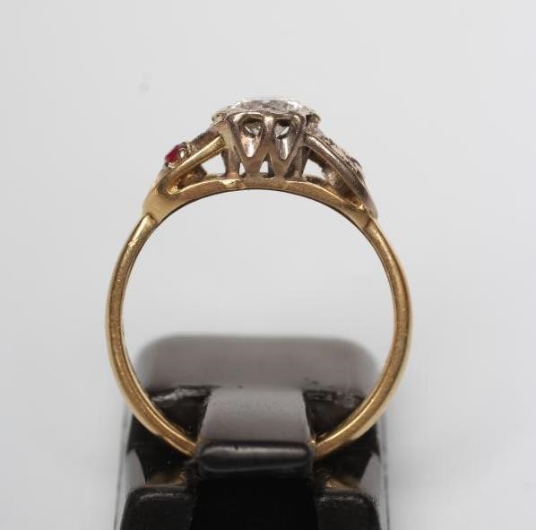 A DIAMOND RING Image