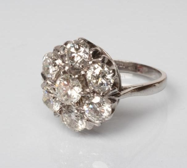 A DIAMOND CLUSTER RING Image