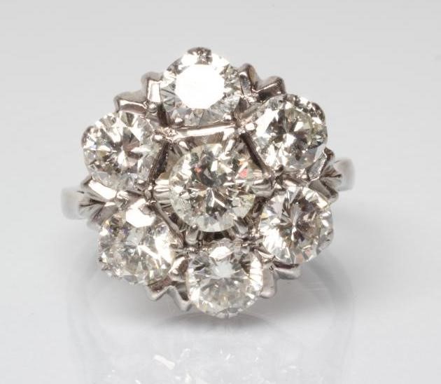 A DIAMOND CLUSTER RING Image