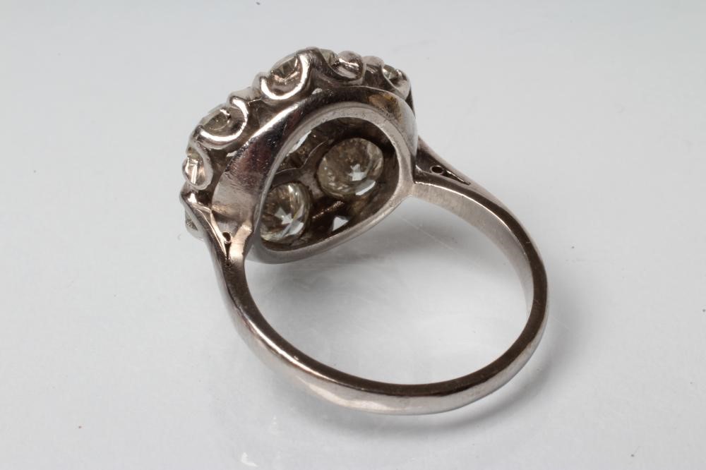 A DIAMOND CLUSTER RING Image