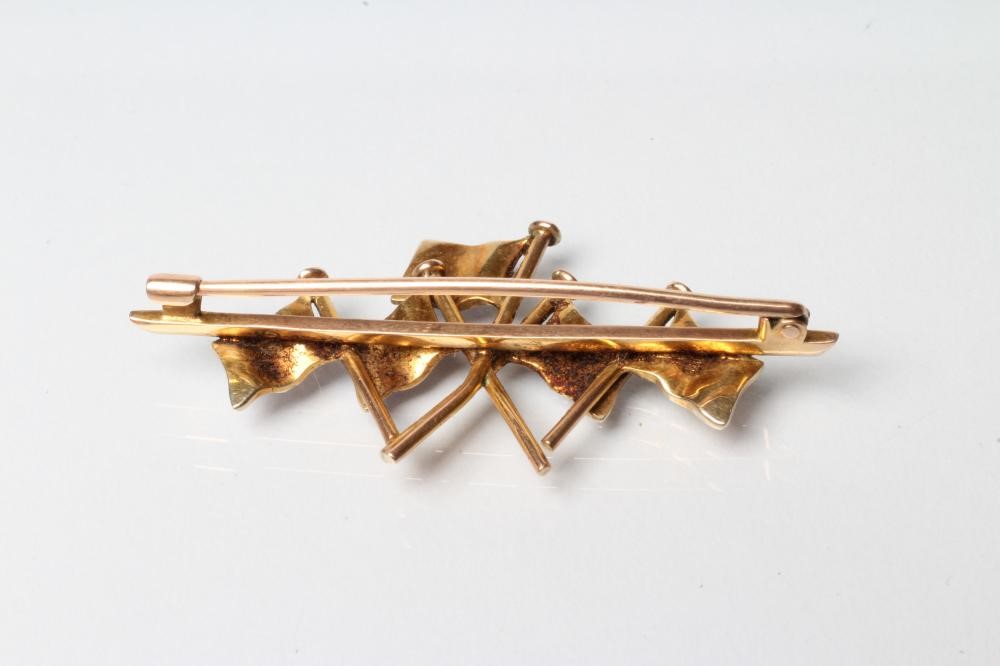 OF MILITARY INTEREST - An enamelled brooch depicting the United Allied WWI Patriotic flags Image