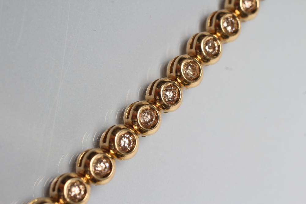 A DIAMOND BRACELET Image