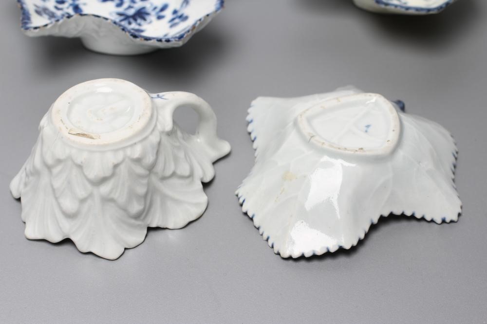 TWO FIRST PERIOD WORCESTER PORCELAIN LEAF SHAPED PICKLE DISHES Image