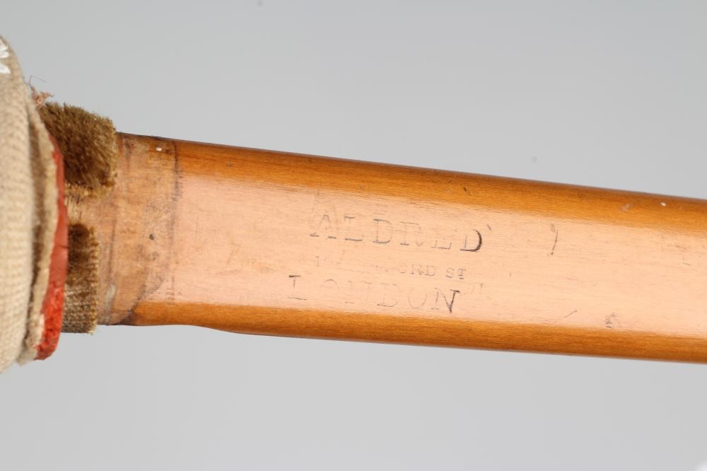 A CASED EDWARDIAN LADIES COMPETITION ARCHERY SET Image